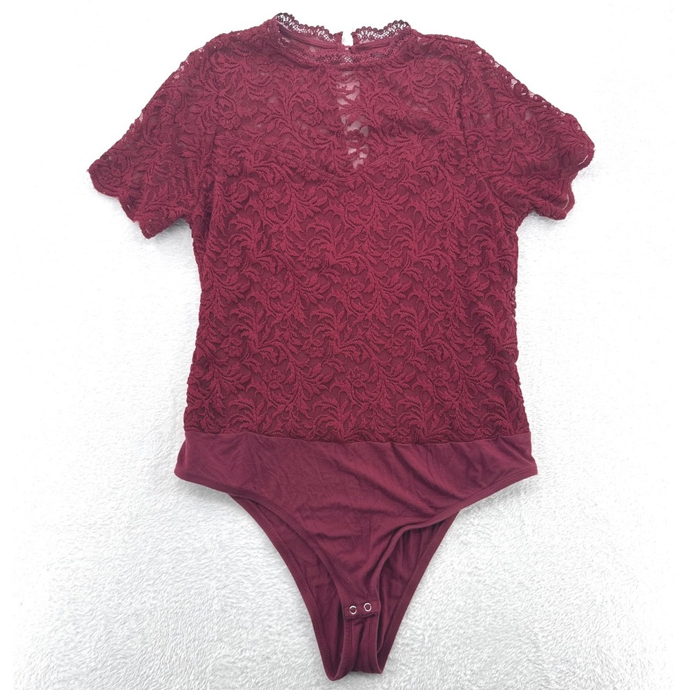 Torrid Lace Burgundy Bodysuit‎ Womens Sz 1 1X 14/16 Mock Neck Top Floral